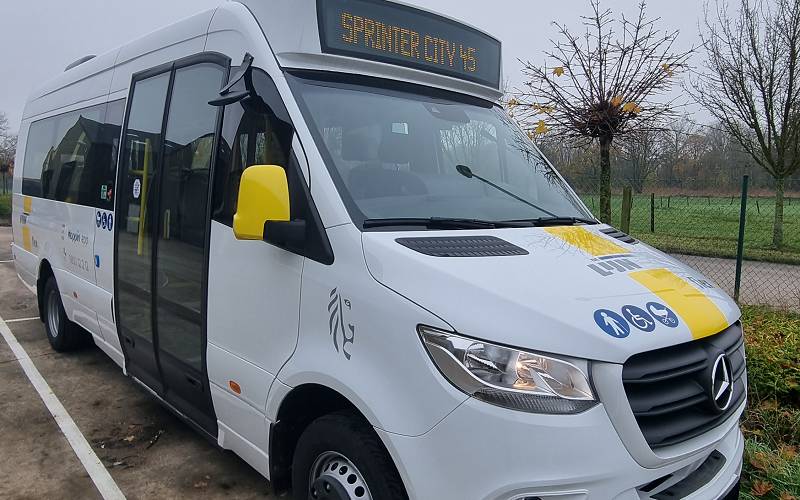 Dedecker en Van Riet - Tremonia Sprinter City 45 - De Lijn - VOM Vast