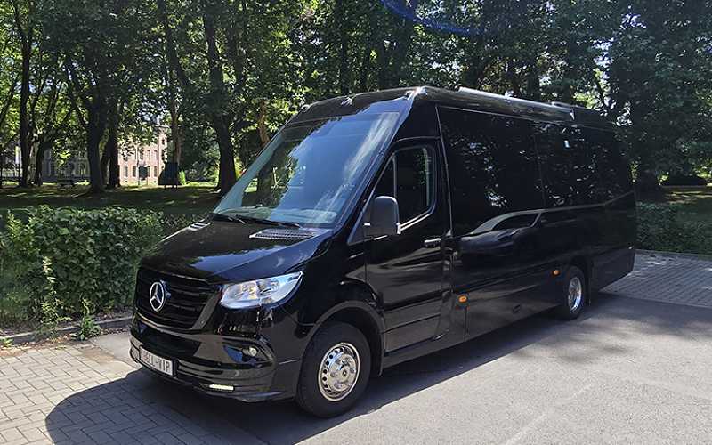Bell Tours - Sprinter Grand Tourer