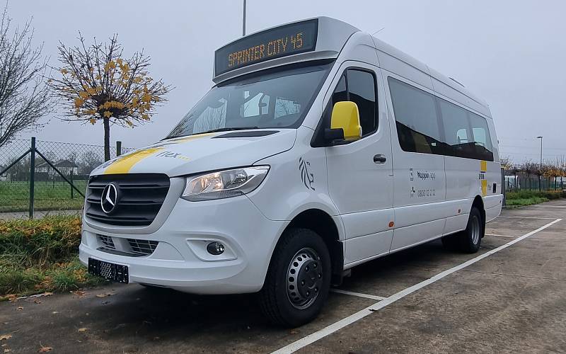 Dedecker en Van Riet - Tremonia Sprinter City 45 - De Lijn - VOM Vast