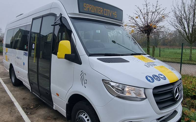 Dedecker en Van Riet - Tremonia Sprinter City 45 - De Lijn - VOM Vast