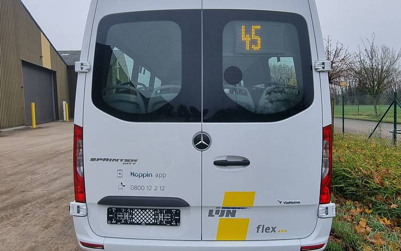 Dedecker en Van Riet - Tremonia Sprinter City 45 - De Lijn - VOM Vast