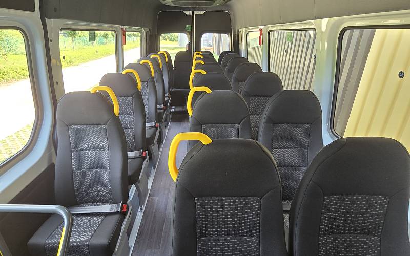 Sprinter Transfer 21+1+1 - 10 direct leverbaar