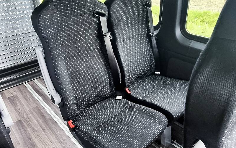 Sprinter Mobility 8+1 rolstoelbus - Met lift of oprijplaat